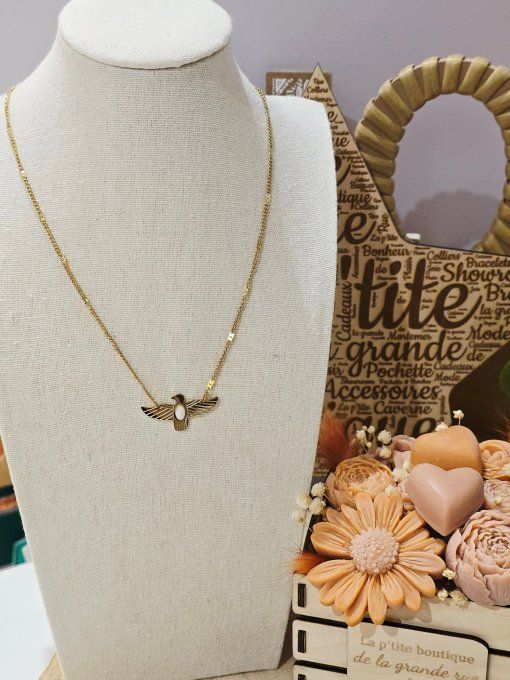 COLLIER