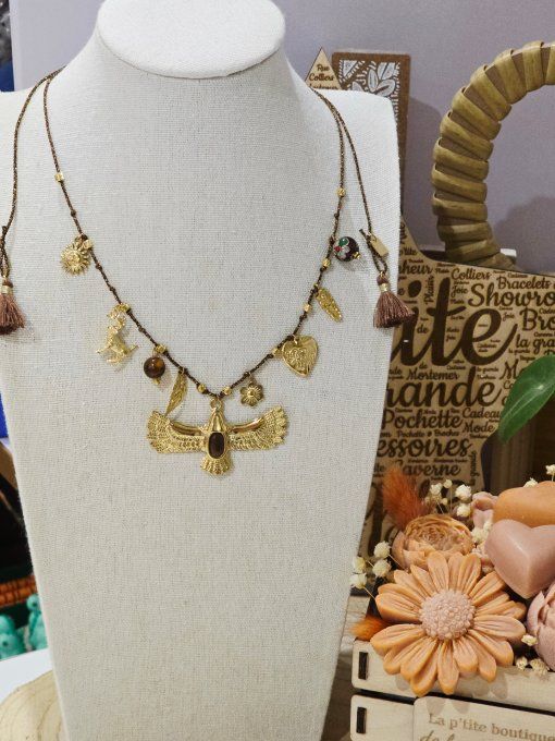 COLLIER