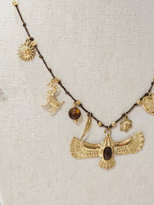 COLLIER