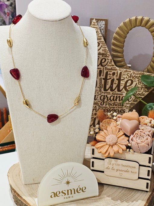 COLLIER