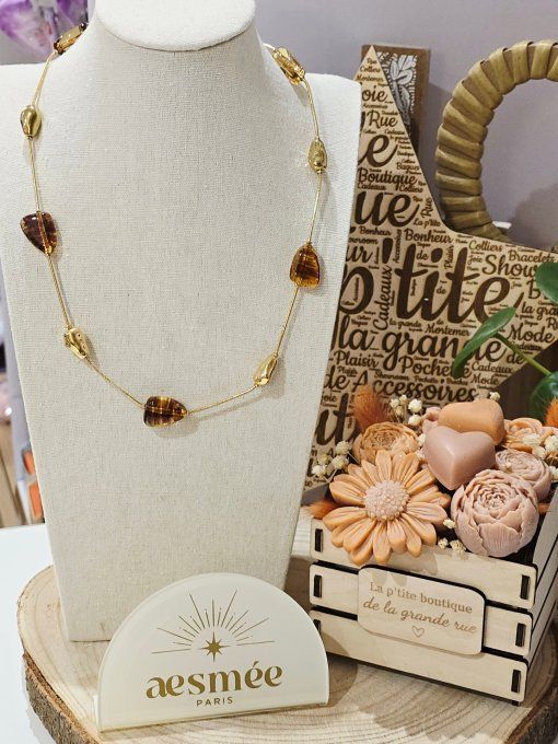 COLLIER