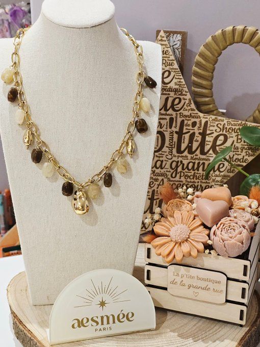 COLLIER