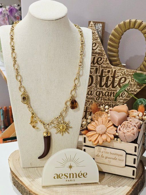 COLLIER