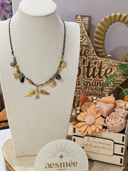 COLLIER
