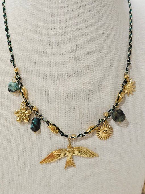 COLLIER