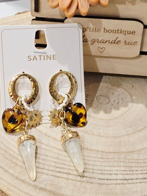 BOUCLES D'OREILLES