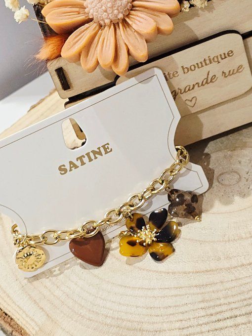 BRACELET