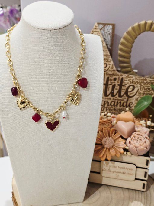 COLLIER