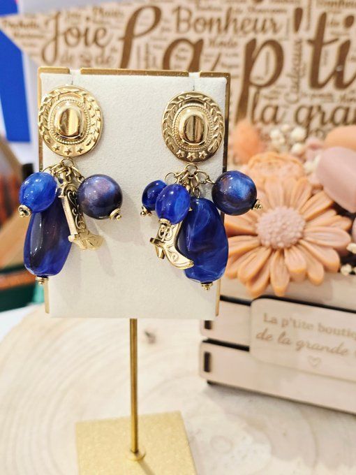 BOUCLES D'OREILLES