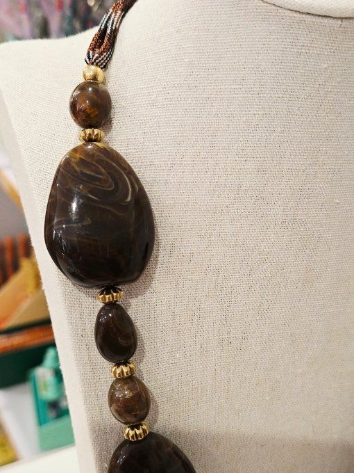 COLLIER