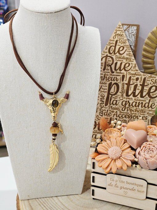 COLLIER