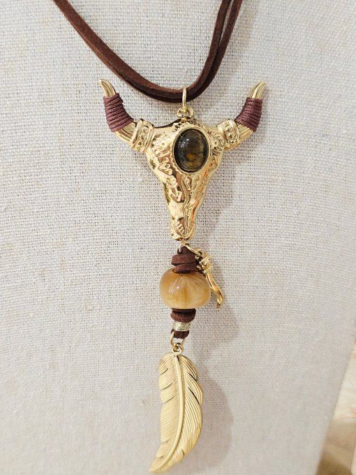 COLLIER
