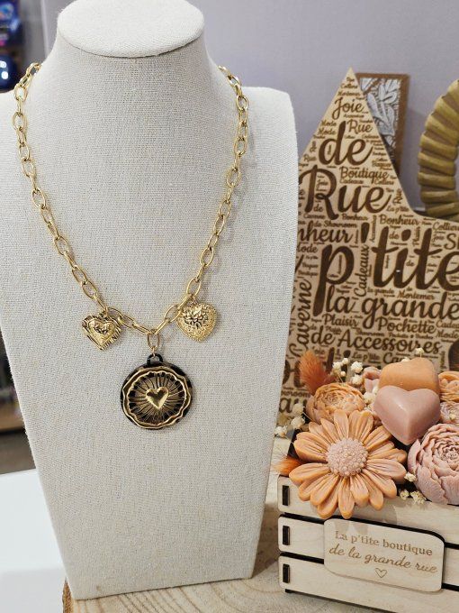 COLLIER