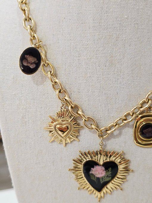 COLLIER
