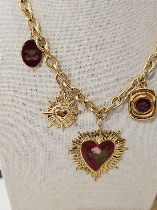 COLLIER