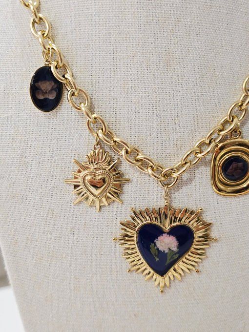 COLLIER