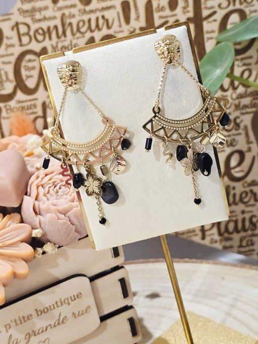 BOUCLES D'OREILLES