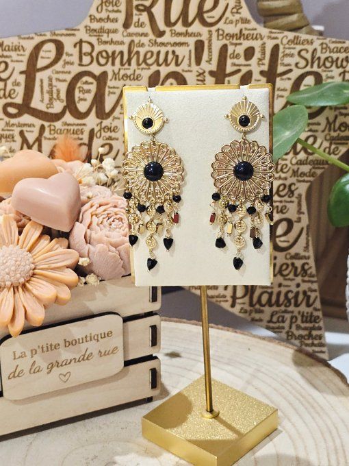 BOUCLES D'OREILLES