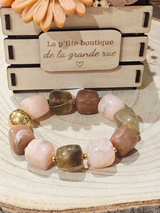 BRACELET