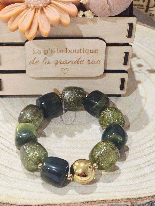 BRACELET