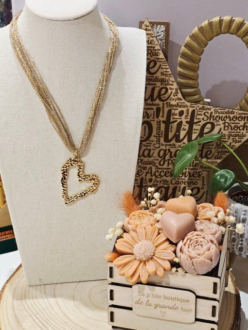 COLLIER