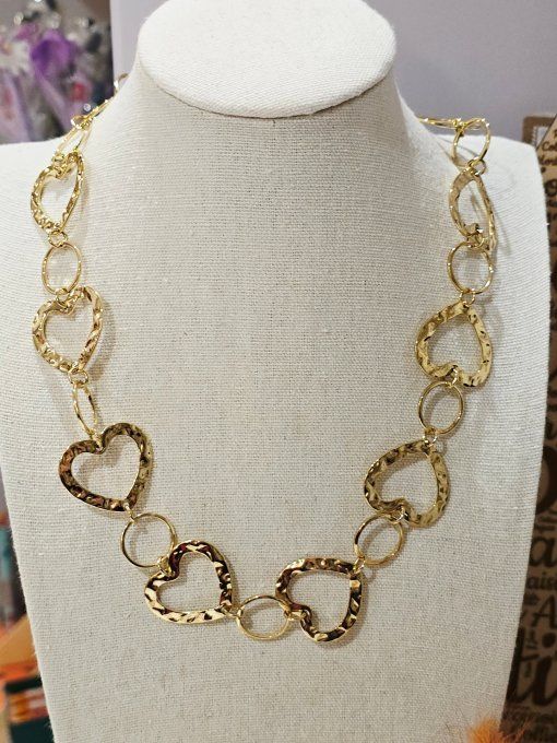 COLLIER