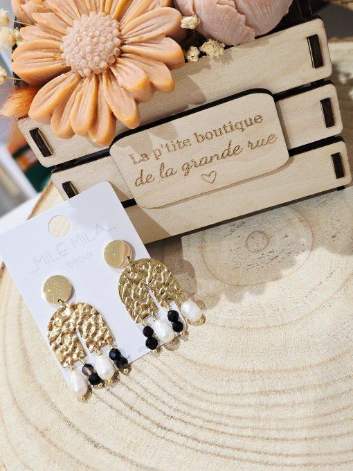 BOUCLES D'OREILLES