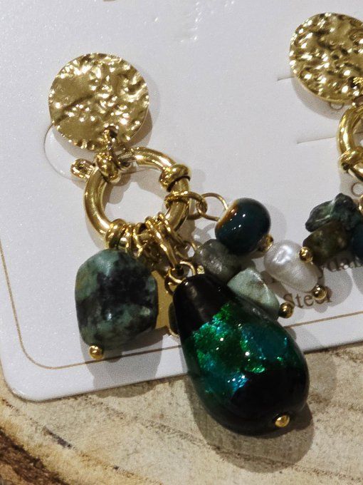 BOUCLES D'OREILLES