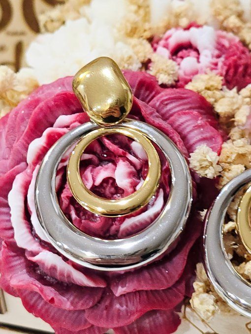 BOUCLES D'OREILLES