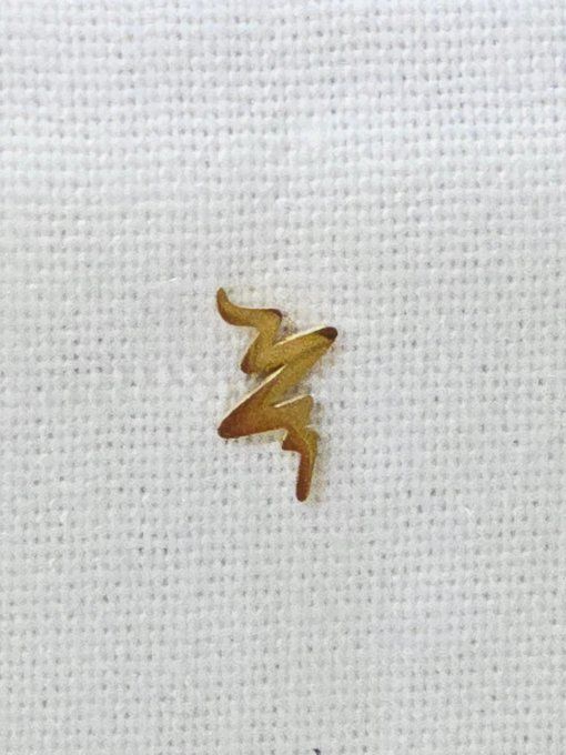 CLOU A L'UNITE MILE MILA