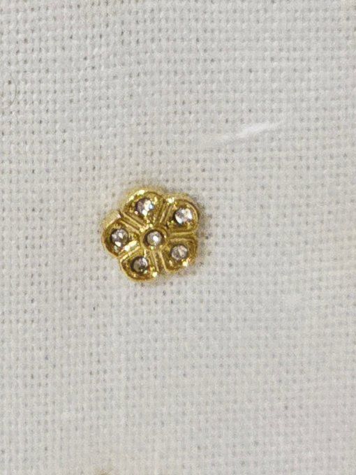 CLOU A L'UNITE MILE MILA