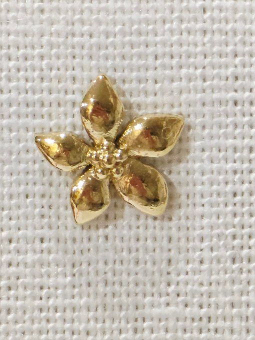 CLOU A L'UNITE MILE MILA