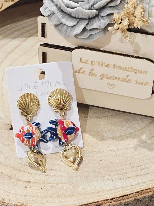 BOUCLES D'OREILLES