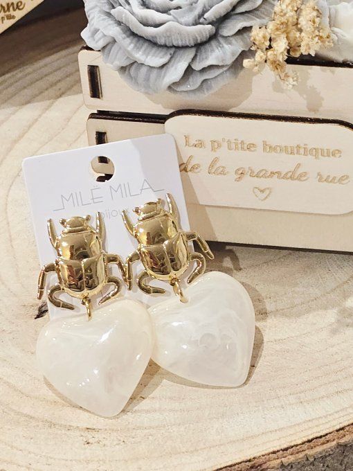 BOUCLES D'OREILLES