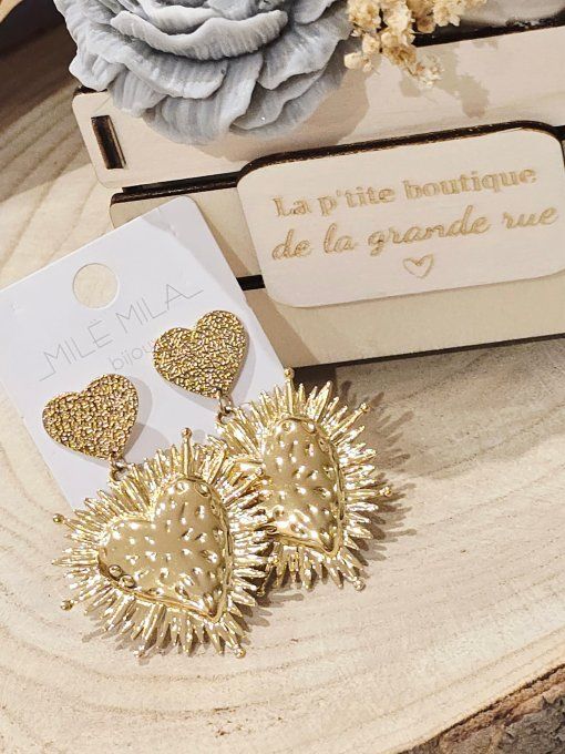 BOUCLES D'OREILLES