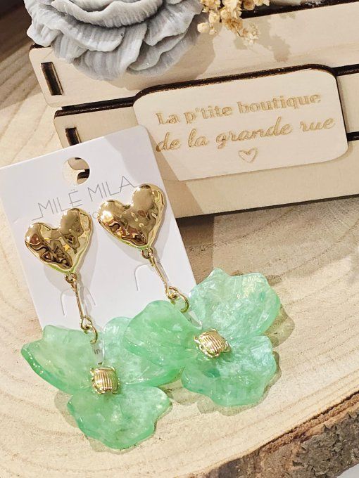 BOUCLES D'OREILLES