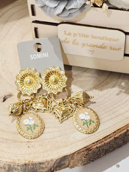 BOUCLES D'OREILLES