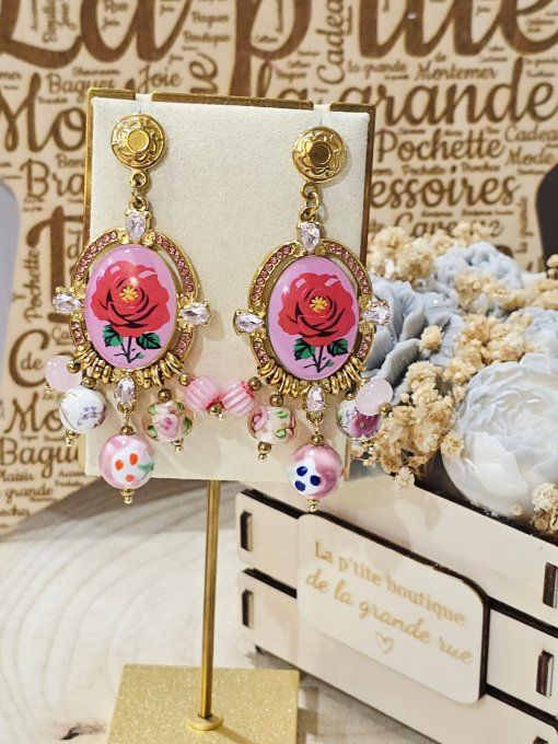 BOUCLES D'OREILLES