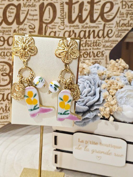 BOUCLES D'OREILLES