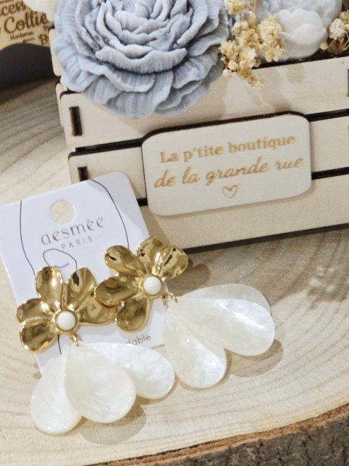 BOUCLES D'OREILLES