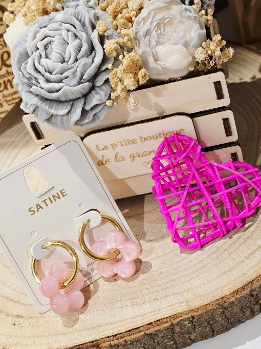 BOUCLES D'OREILLES