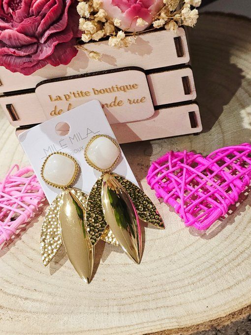 BOUCLES D'OREILLES