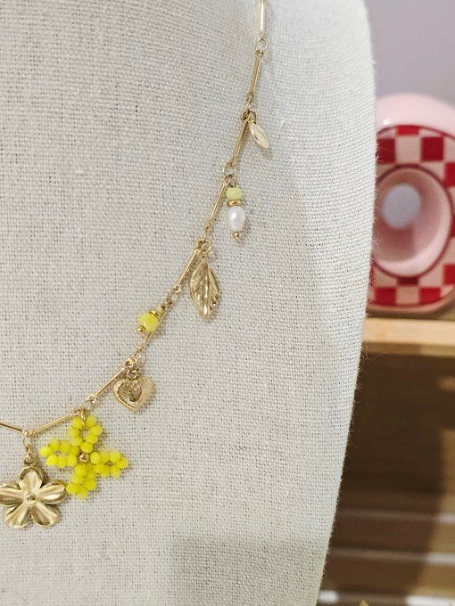 COLLIER