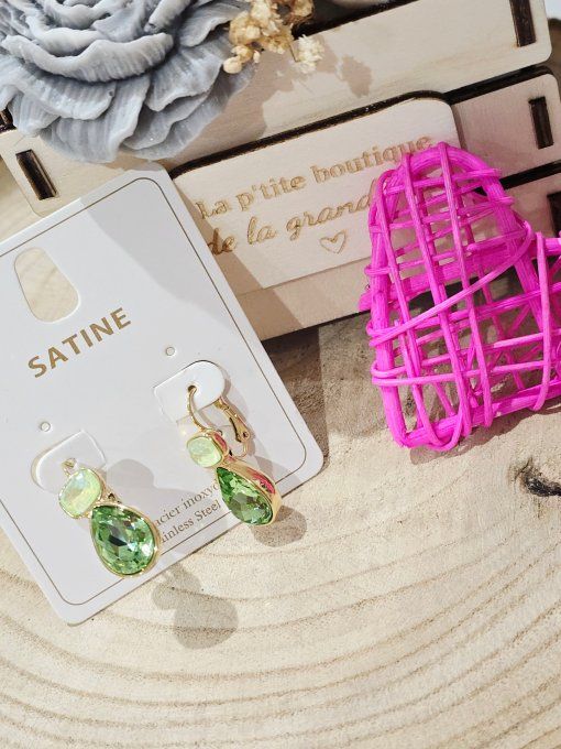 BOUCLES D'OREILLES