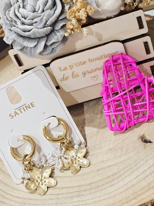 BOUCLES D'OREILLES