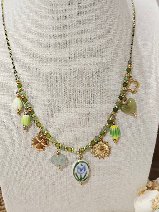 COLLIER