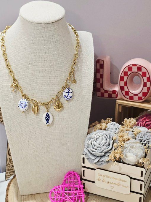 COLLIER