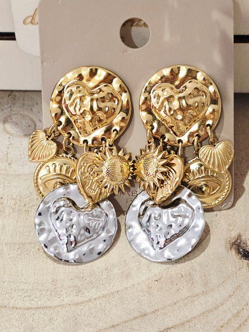 BOUCLES D'OREILLES