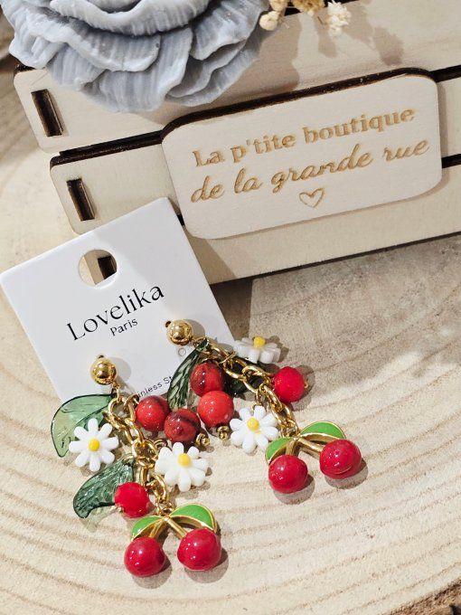 BOUCLES D'OREILLES