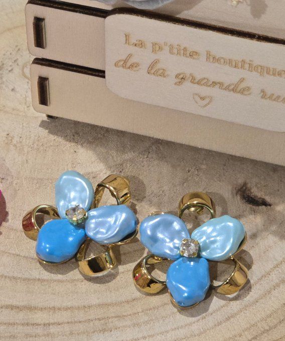 BOUCLES D'OREILLES